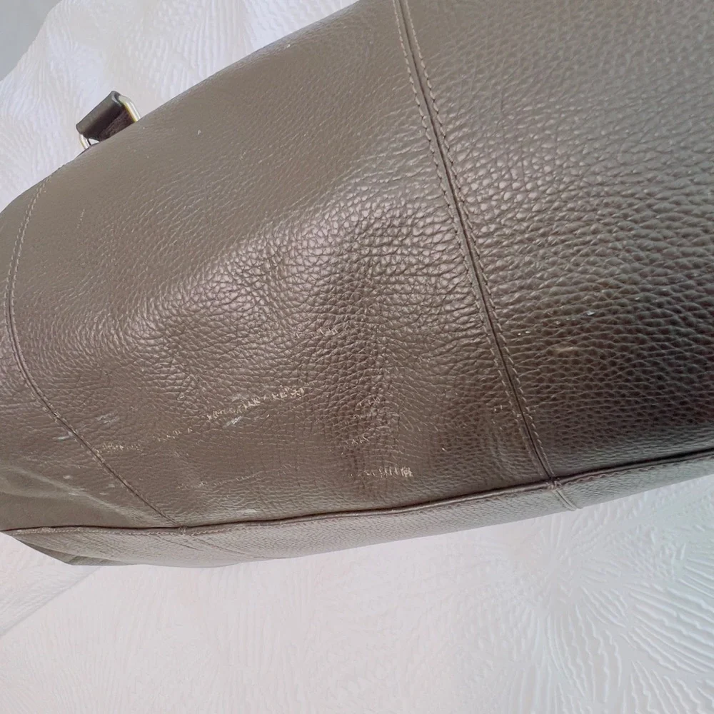 COLE HAAN: Brown Weekend Bag